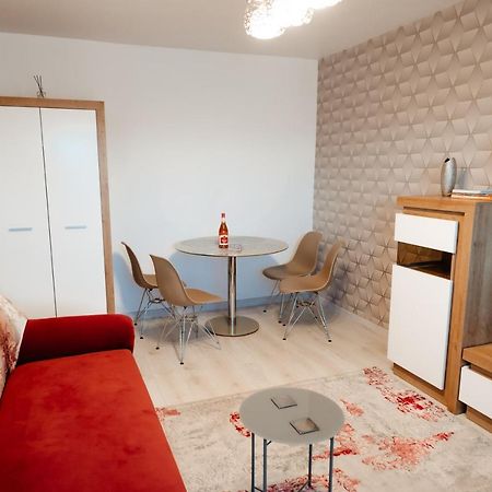 Carla'S Apart Palas-Hala Centrala 1 Bedroom, Airport Shuttle Iasi Extérieur photo