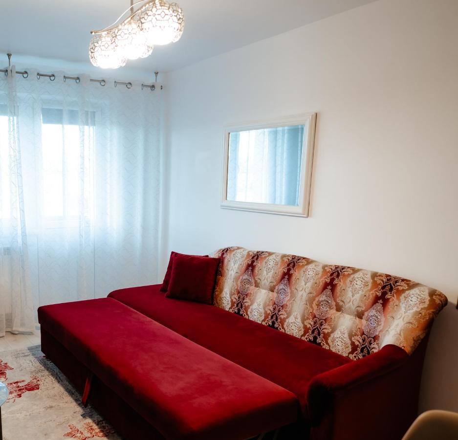 Carla'S Apart Palas-Hala Centrala 1 Bedroom, Airport Shuttle Iasi Extérieur photo