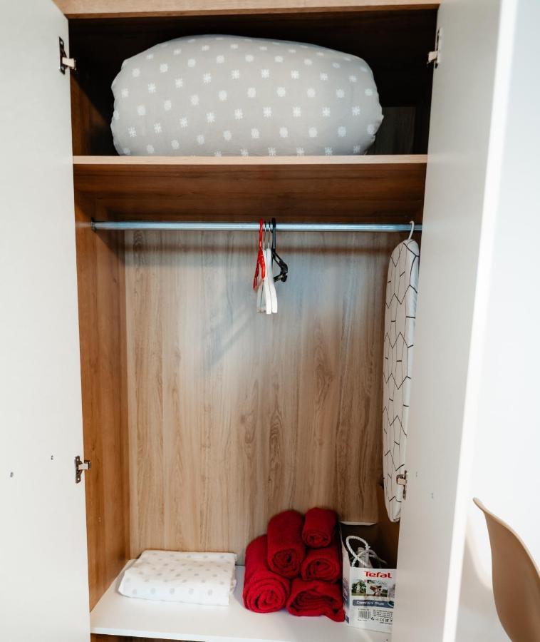 Carla'S Apart Palas-Hala Centrala 1 Bedroom, Airport Shuttle Iasi Extérieur photo